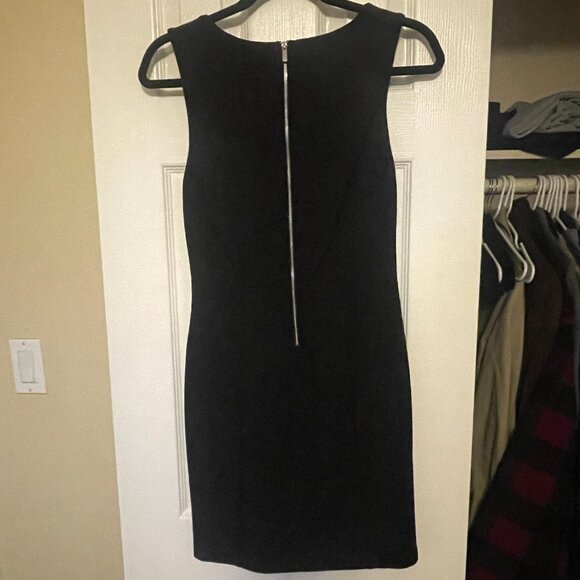 Little Black Dress - Picture 3 of 7